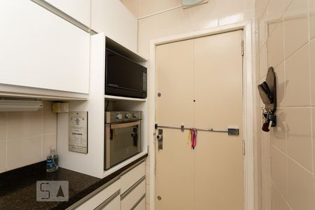 Casa à venda com 140m², 4 quartos e 3 vagas Casa à venda com 140m², 4 quartos e 3 vagasCozinha