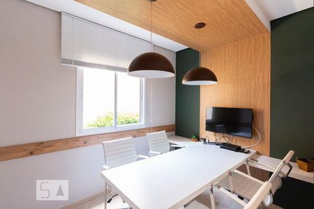 Apartamento à venda com 40m², 1 quarto e sem vaga Apartamento à venda com 40m², 1 quarto e sem vagaSala de Reuniões