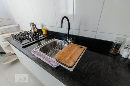 Apartamento à venda com 90m², 2 quartos e 2 vagasCozinha