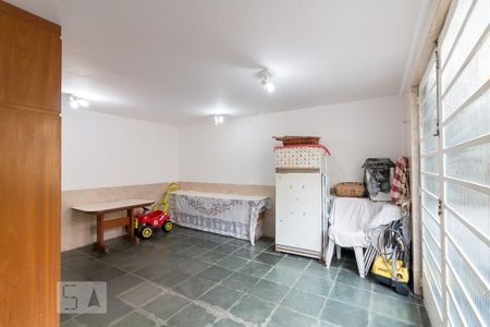 Casa à venda com 195m², 3 quartos e 3 vagasÁrea de serviço