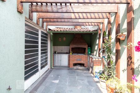 Casa à venda com 195m², 3 quartos e 3 vagasChurrasqueira e garagem