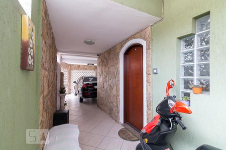 Casa à venda com 195m², 3 quartos e 3 vagasEntrada da casa