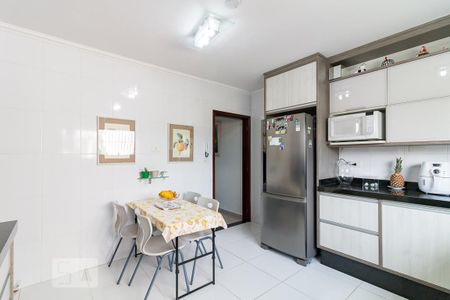 Casa à venda com 195m², 3 quartos e 3 vagasCozinha