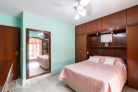 Casa à venda com 195m², 3 quartos e 3 vagasQuarto 3 suíte