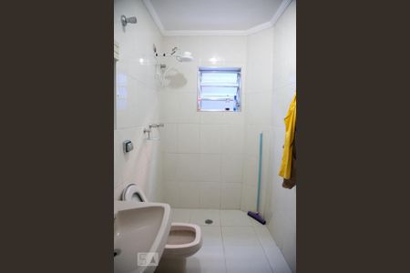 Casa à venda com 125m², 3 quartos e 2 vagasBanheiro 1