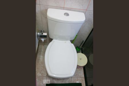 Casa à venda com 125m², 3 quartos e 2 vagasDetalhe banheiro 2