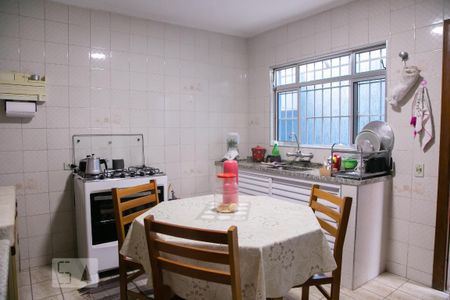 Casa à venda com 125m², 3 quartos e 2 vagasCozinha