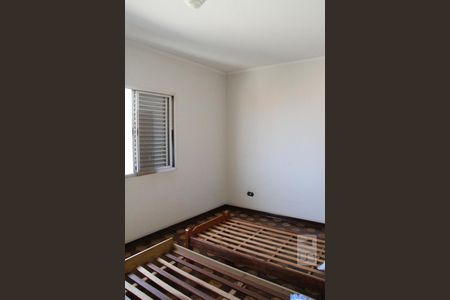 Casa à venda com 167m², 5 quartos e 2 vagasQuarto 3