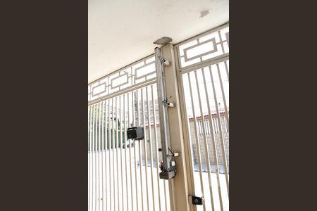 Casa à venda com 167m², 5 quartos e 2 vagasPortao Automatico