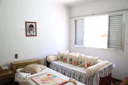 Casa à venda com 167m², 5 quartos e 2 vagasQuarto 4