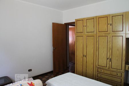 Casa à venda com 167m², 5 quartos e 2 vagasQuarto 4