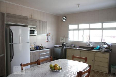 Casa à venda com 167m², 5 quartos e 2 vagasCozinha