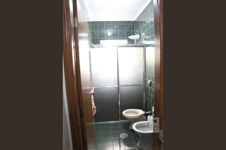 Casa à venda com 167m², 5 quartos e 2 vagasBanheiro