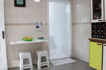 Casa à venda com 230m², 3 quartos e 2 vagasCozinha