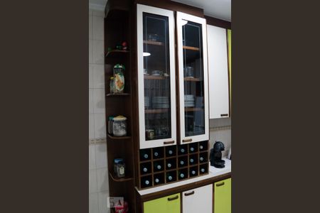 Casa à venda com 230m², 3 quartos e 2 vagasCozinha - Armários