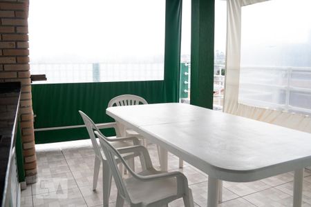 Casa à venda com 230m², 3 quartos e 2 vagasEspaço para festas