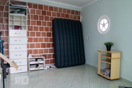 Casa à venda com 230m², 3 quartos e 2 vagasQuarto 2