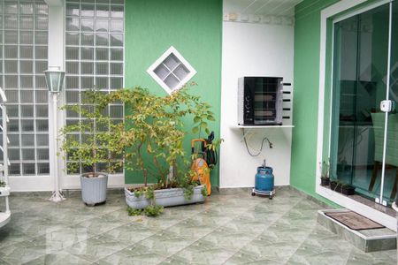 Casa à venda com 230m², 3 quartos e 2 vagasÁrea de Serviço