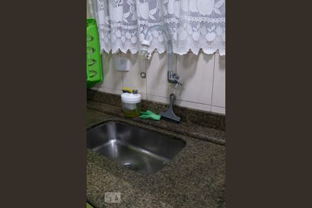 Casa à venda com 230m², 3 quartos e 2 vagasCozinha - Torneira