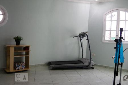 Casa à venda com 230m², 3 quartos e 2 vagasQuarto 2