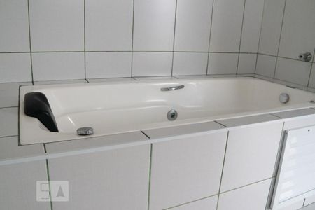 Casa à venda com 230m², 3 quartos e 2 vagasBanheiro Social 2