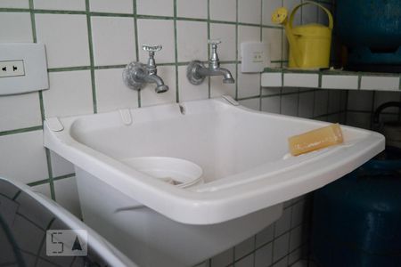 Casa à venda com 230m², 3 quartos e 2 vagasLavanderia