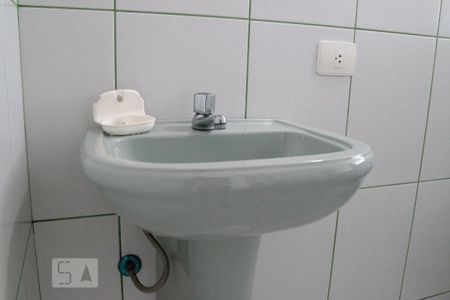 Casa à venda com 230m², 3 quartos e 2 vagasBanheiro Social 2