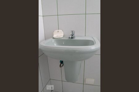 Casa à venda com 230m², 3 quartos e 2 vagasBanheiro Social 2