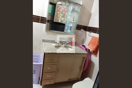 Casa à venda com 230m², 4 quartos e 4 vagas