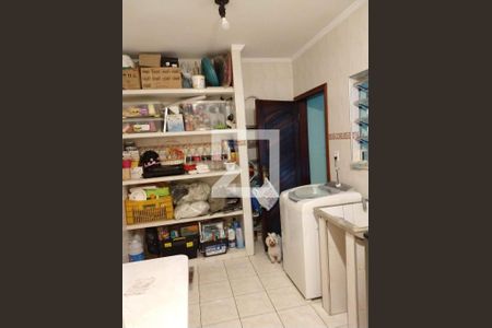 Casa à venda com 230m², 4 quartos e 4 vagas