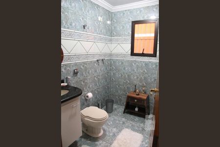 Casa à venda com 208m², 4 quartos e 3 vagasBanheiro