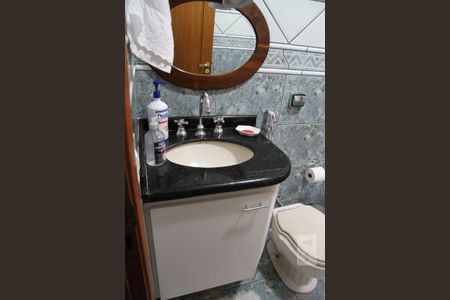 Casa à venda com 208m², 4 quartos e 3 vagasBanheiro