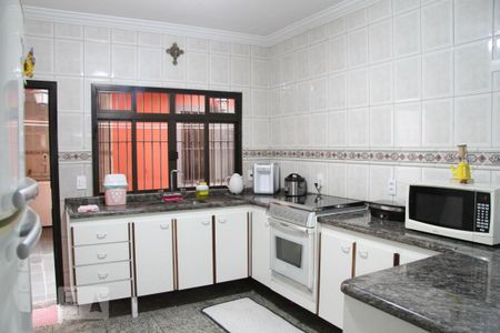 Casa à venda com 208m², 4 quartos e 3 vagasCozinha