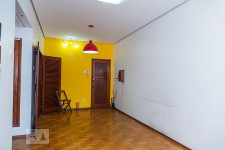 Sala de apartamento para alugar com 1 quarto, 50m² em Centro, Belo Horizonte