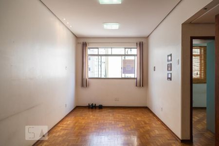 Sala de apartamento para alugar com 1 quarto, 50m² em Centro, Belo Horizonte