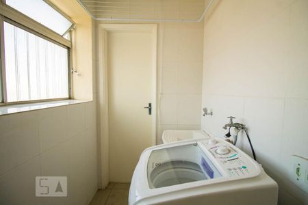 Apartamento à venda com 120m², 2 quartos e 1 vagaLavanderia 