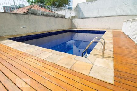 Apartamento à venda com 120m², 2 quartos e 1 vagaÁrea comum - Piscina