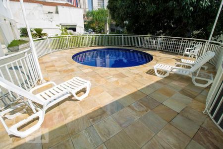 Apartamento à venda com 120m², 2 quartos e 1 vagaÁrea comum - Piscina