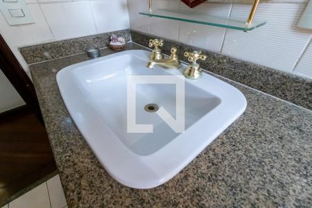 Apartamento à venda com 185m², 3 quartos e 3 vagas Apartamento à venda com 185m², 3 quartos e 3 vagasBanheiro 3