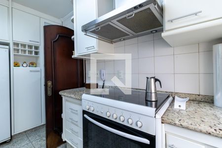 Apartamento à venda com 185m², 3 quartos e 3 vagas Apartamento à venda com 185m², 3 quartos e 3 vagasCozinha