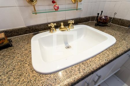 Apartamento à venda com 185m², 3 quartos e 3 vagas Apartamento à venda com 185m², 3 quartos e 3 vagasBanheiro da Suíte 2