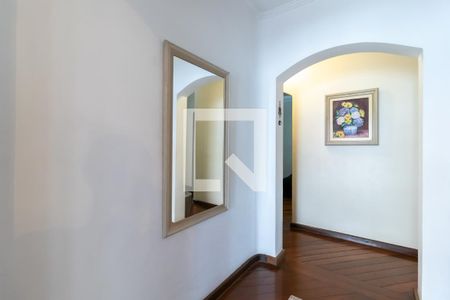 Apartamento à venda com 185m², 3 quartos e 3 vagas Apartamento à venda com 185m², 3 quartos e 3 vagasHall de Entrada