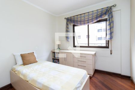 Apartamento à venda com 185m², 3 quartos e 3 vagas Apartamento à venda com 185m², 3 quartos e 3 vagasQuarto 3