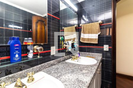 Apartamento à venda com 185m², 3 quartos e 3 vagas Apartamento à venda com 185m², 3 quartos e 3 vagasBanheiro da Suíte Master