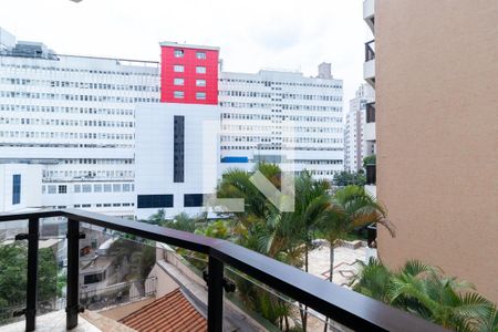 Apartamento à venda com 185m², 3 quartos e 3 vagas Apartamento à venda com 185m², 3 quartos e 3 vagasVaranda da Suíte Master