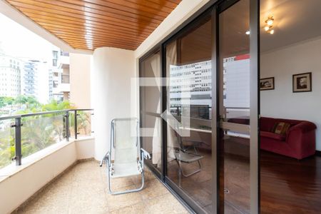 Apartamento à venda com 185m², 3 quartos e 3 vagas Apartamento à venda com 185m², 3 quartos e 3 vagasVaranda da Sala