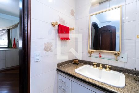 Apartamento à venda com 185m², 3 quartos e 3 vagas Apartamento à venda com 185m², 3 quartos e 3 vagasBanheiro da Suíte 2