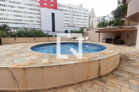 Apartamento à venda com 185m², 3 quartos e 3 vagas Apartamento à venda com 185m², 3 quartos e 3 vagasÁrea comum - Piscina