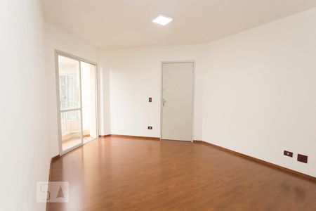 Sala de apartamento para alugar com 2 quartos, 56m² em Sítio Pinheirinho, São Paulo