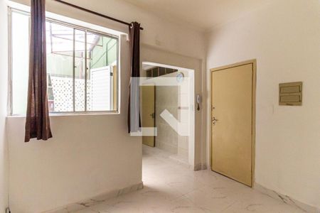Studio de kitnet/studio para alugar com 1 quarto, 24m² em Santa Efigênia, São Paulo